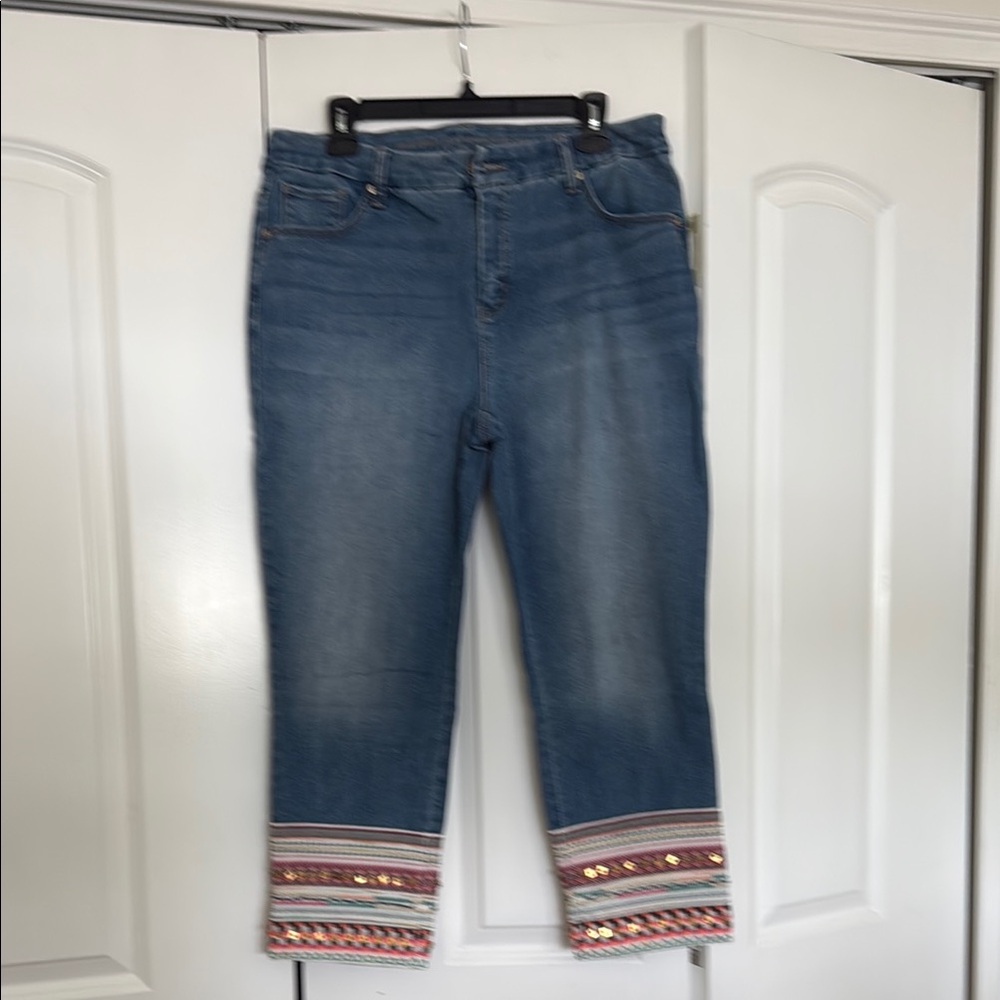 Chicos  Embellished Crop Denim Jeans
